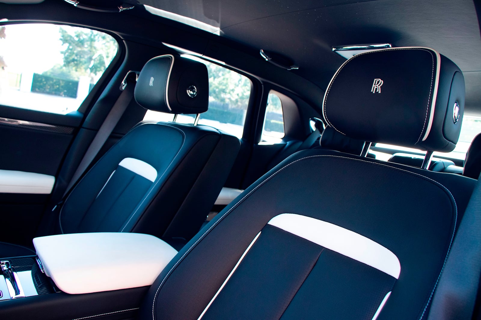2023 Rolls-Royce Ghost Front Seats