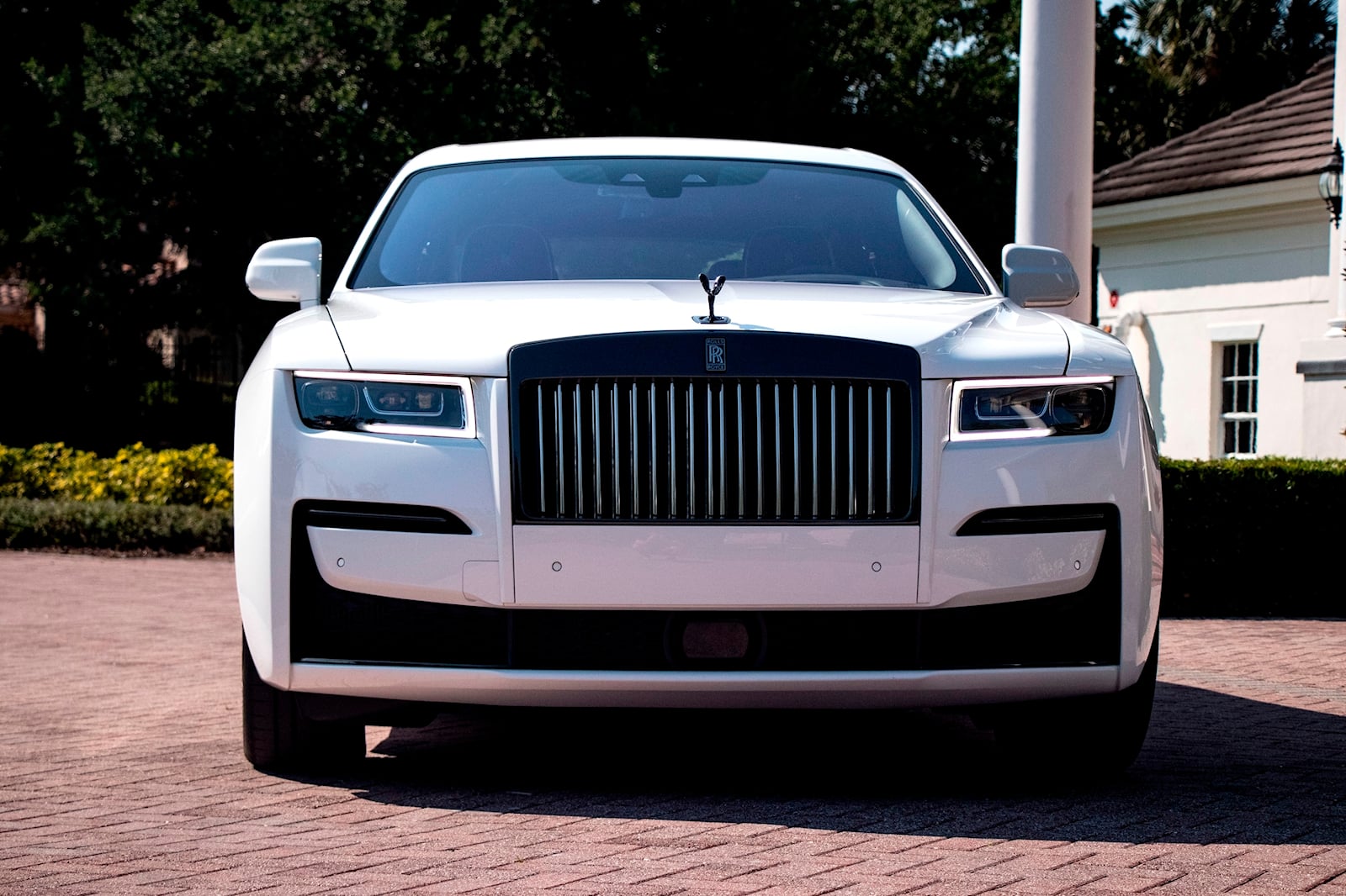 2023 Rolls-Royce Ghost Front View
