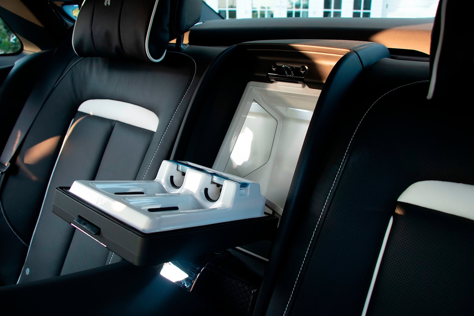 2023 Rolls-Royce Ghost Seat Details