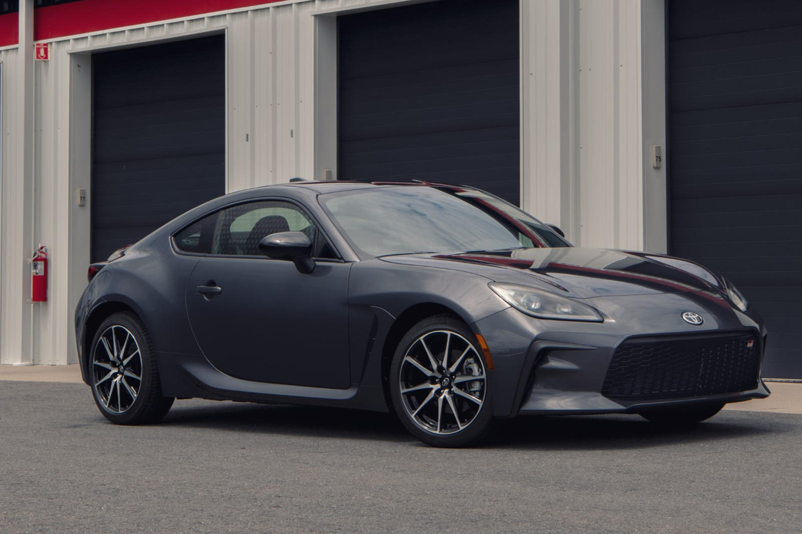 The Pavement Grey Toyota 86 GT can be discussed on the Toyota GR86, 86 FRS, and Subaru BRZ Forum, which is an owners community hosted by FT86CLUB.