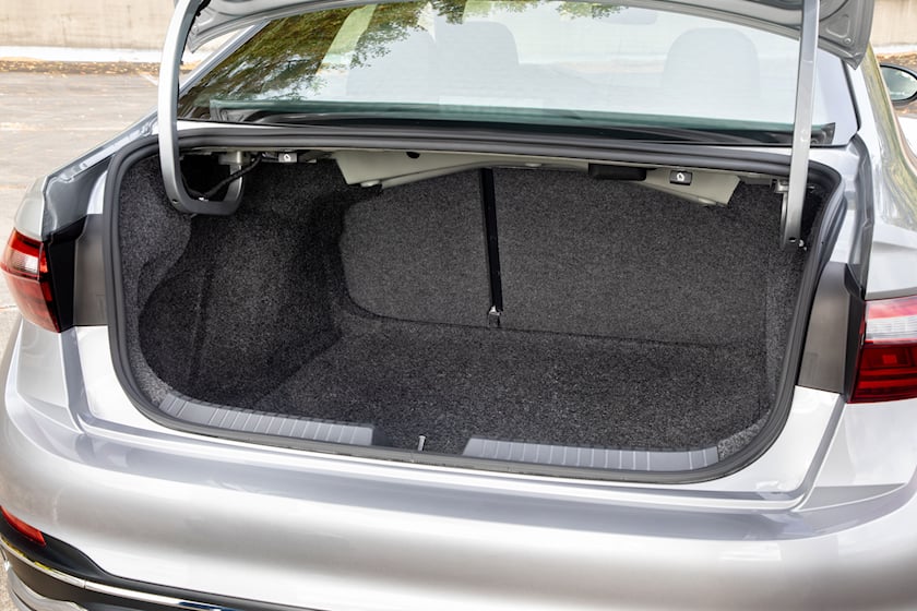  Volkswagen Jetta Dimensiones interiores Asientos, espacio de carga