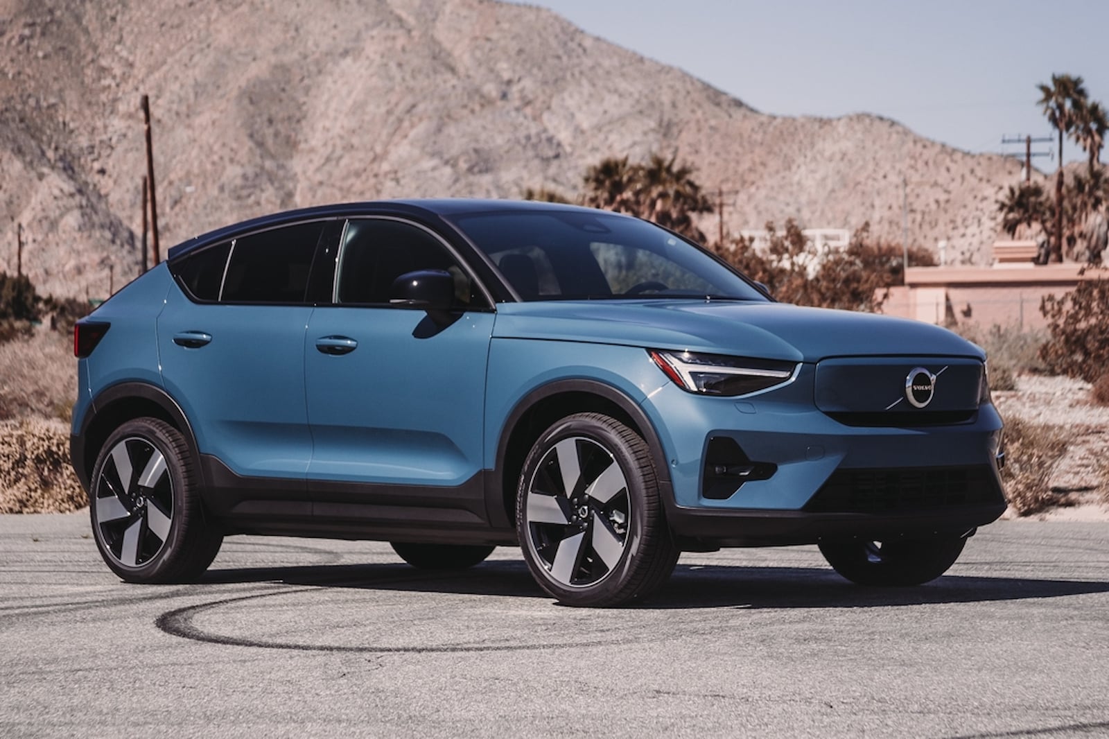 2023-volvo-c40-recharge-review-new-c40-recharge-ev-suv-models-carbuzz