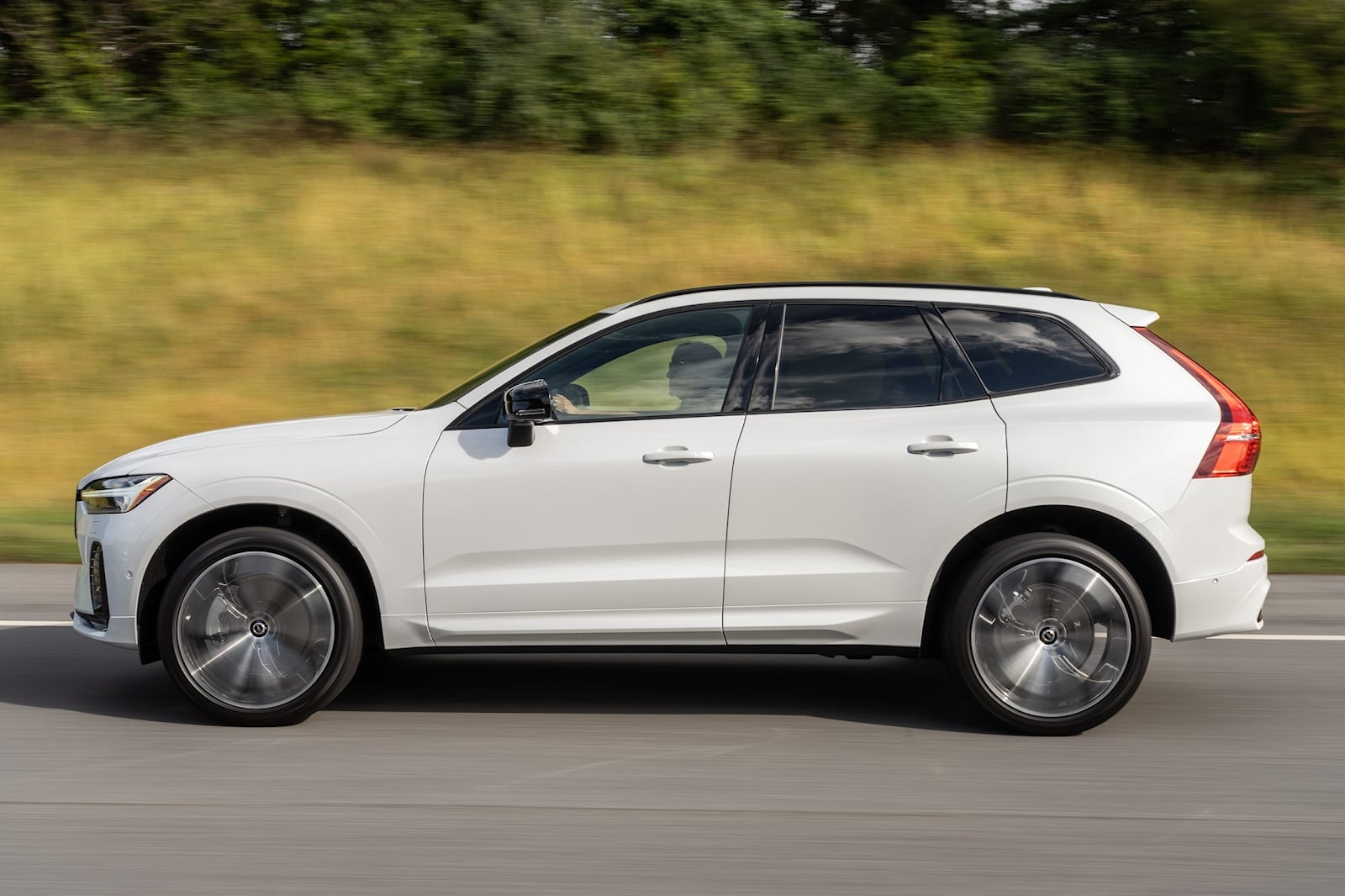 2024 Volvo XC60 Review, Pricing, & Pictures