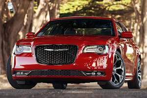 Next-Generation Chrysler 300 Will Be Fully Electric