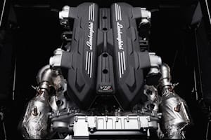 OFFICIAL: Lamborghini Aventador Successor's Tri-Motor Hybrid V12 Produces 1,001 HP