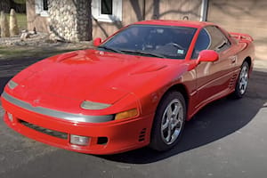 Genius Turns 30-Year-Old Mitsubishi 3000GT Into A Smartphone