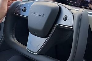 Tesla's New Yoke Promises Superior Quality And Improved Ergonomics