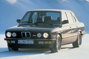 Happy 30th Birthday, BMW M5