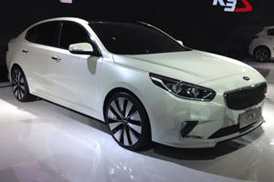 Kia Reveals K4 Concept in Beijing