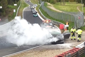 Nissan GT-R Spec-V Burns Itself Down at the 'Ring