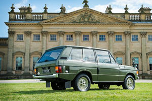 First-Ever Range Rover Restored and Up for Auction
