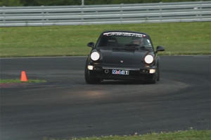 Porsche 911 964 C4 is a Track Monster
