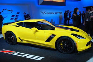 How Much Does the 2015 Corvette Z06 Weigh?