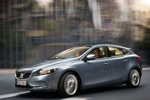 Cars America Missed Out On: Volvo V40