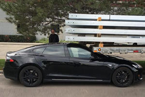 Either This Model S Owner Is A Liar Or His Car Willingly Drove Itself Into A Truck
