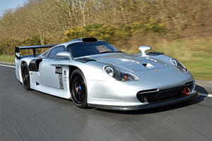 It's Easy To See Why This Porsche 911 GT1 Evo Was Sold For Over $3 Million