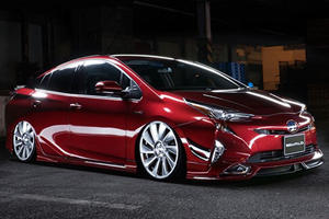 Wald International Slammed A Toyota Prius And It Looks Hilarious