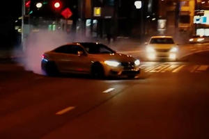  This Is Why Russia Is A Hotspot For BMW Bros Who Like To Hoon In Traffic