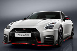 Godzilla's Back With A Vengeance: This Is The 2017 Nismo GT-R
