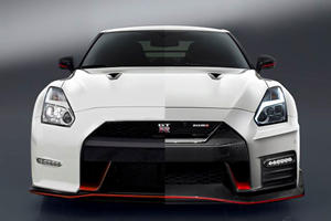 Which Godzilla Looks Angrier: 2017 GT-R Nismo Vs. 2016 GT-R Nismo?