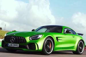 How Does The AMG GT R Stack Up Against The 911 GT3 RS On The Track?