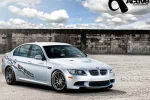 BMW E90 M3 Prepares for 2011 Lap of America