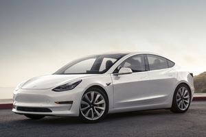 Tesla Model 3 Owners Are Having Some Abnormal Technical Issues