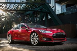 Over 100,000 Tesla Model S Recalled For Steering Issues