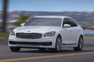 Can't Afford The New Kia K900? Here Are Some Cheaper Luxury Sedans