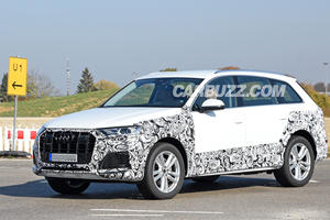 2020 Audi Q7 Facelift Spied With Fancy New Grille And Headlights