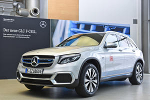 Mercedes Rolls Out World's First Hydrogen PHEV (But You Can't Buy One)