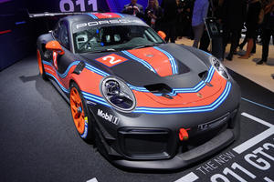 Limited Edition Porsche 911 GT2 RS Clubsport Is A 700-HP Track Weapon