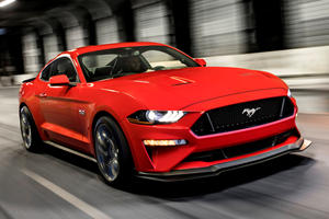 Mexican Strikers Forced Ford To Use Fake Mustang Steering Wheels