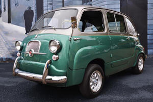 Custom Fiat 600 Multipla Microvan - A Taste of Italian History