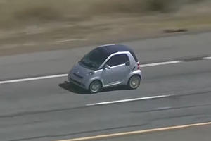 Trying To Outrun Police In A Smart Car Is as Hilarious As It Sounds