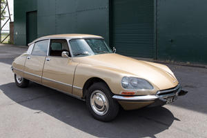 Citroen DS Converted Into Electric Restomod With 200-Mile Range