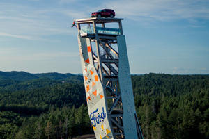 Ford Challenged Climbers To Win Explorer By Scaling 154-Foot Tower