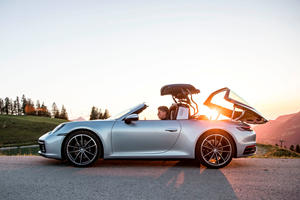 Differences Between Convertibles, Roadsters, and Targa Top Cars