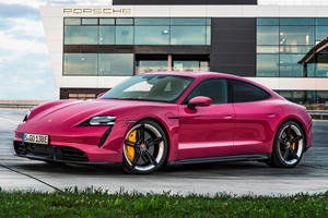 2022 Porsche Taycan Arrives With New Colors And Better Tech