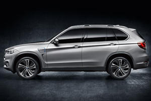 BMW Introduces Concept X5 eDrive