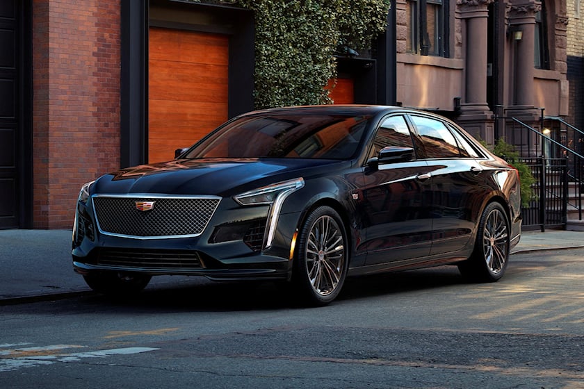 cadillac-xt5-discount-offers-3-250-plus-0-percent-apr-during-may-2021