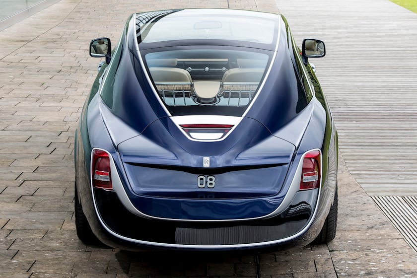 Rolls-Royce Won't Let Just Anyone Commission A Coachbuilt Car