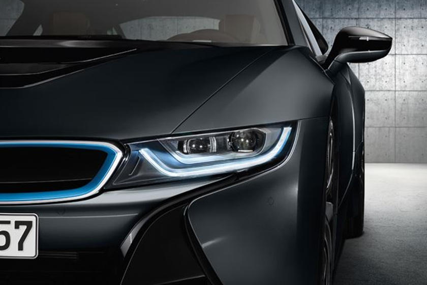 BMW i8 + Custom Louis Vuitton Luggage to Fit - Together