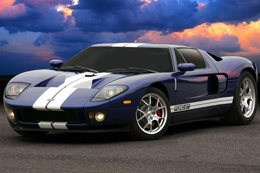 Yesterday's Heroes: Ford GT Vs Porsche Carrera GT | CarBuzz