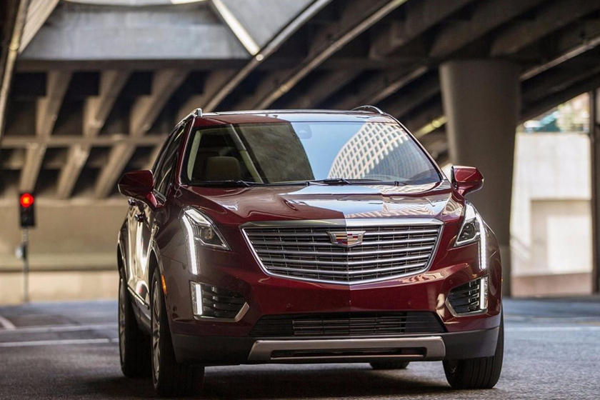 2020 Cadillac Xt5 Facelift Breaks Cover Early Carbuzz