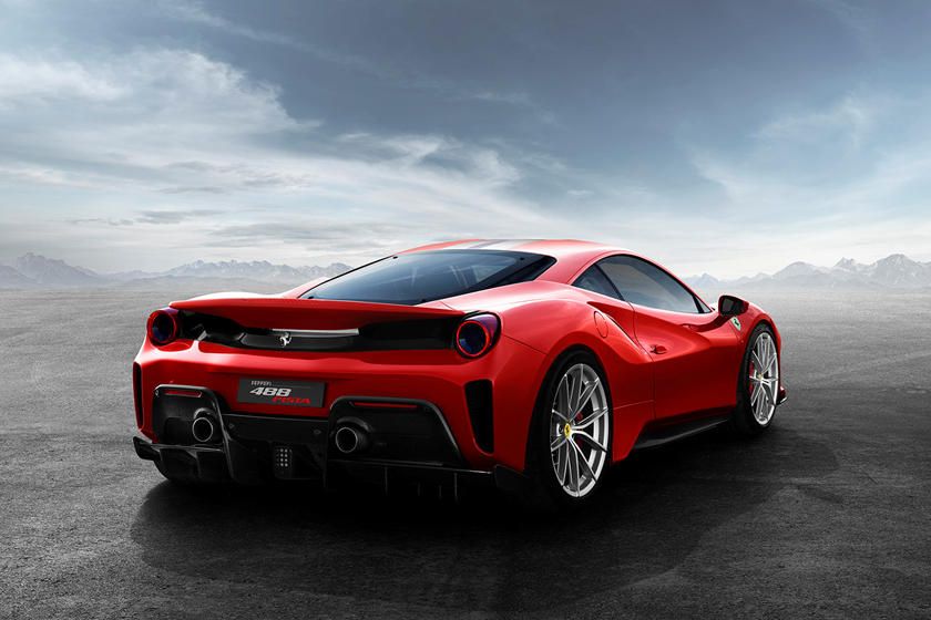 Ferrari F8 Tributo Revealed As 488 Gtb Replacement Carbuzz