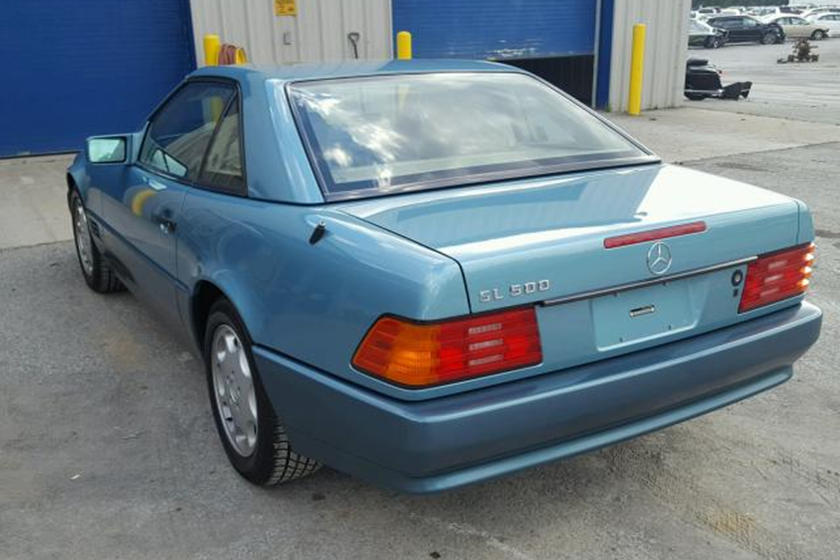 Stolen 1992 Mercedes Sl500 Wasn T Driven For 28 Years Carbuzz