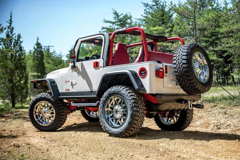 This Heavily Modified Jeep Wrangler Was Built By High School Kids | CarBuzz