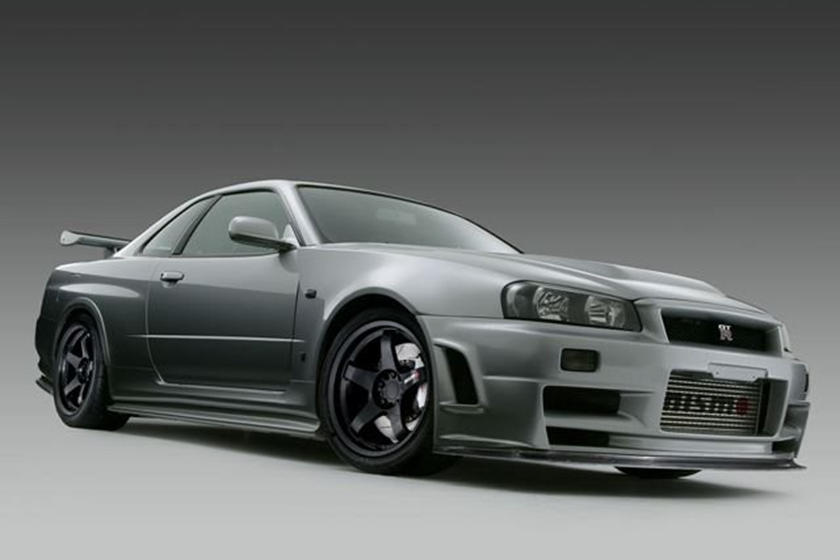 Nissan Skyline Gt R Prices Are Going Crazy Carbuzz