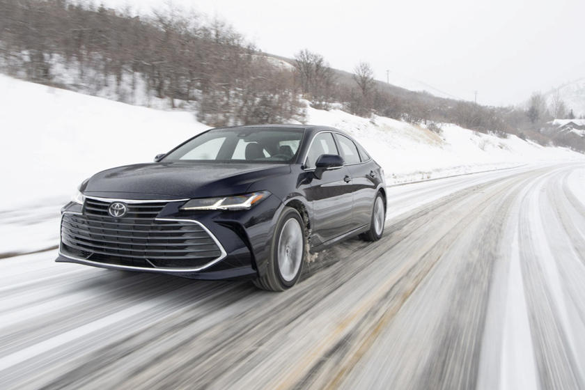 The Toyota Camry AWD Gets Excellent Fuel Economy | CarBuzz